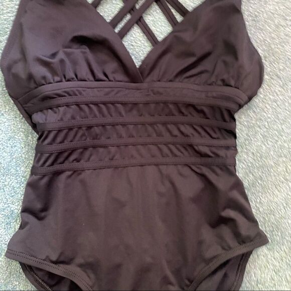 LA Blanca swimsuit S  - Picture 5 of 6